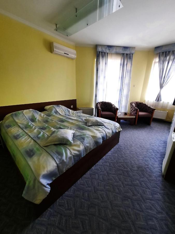 Motel Tiron Kakanj Exterior photo